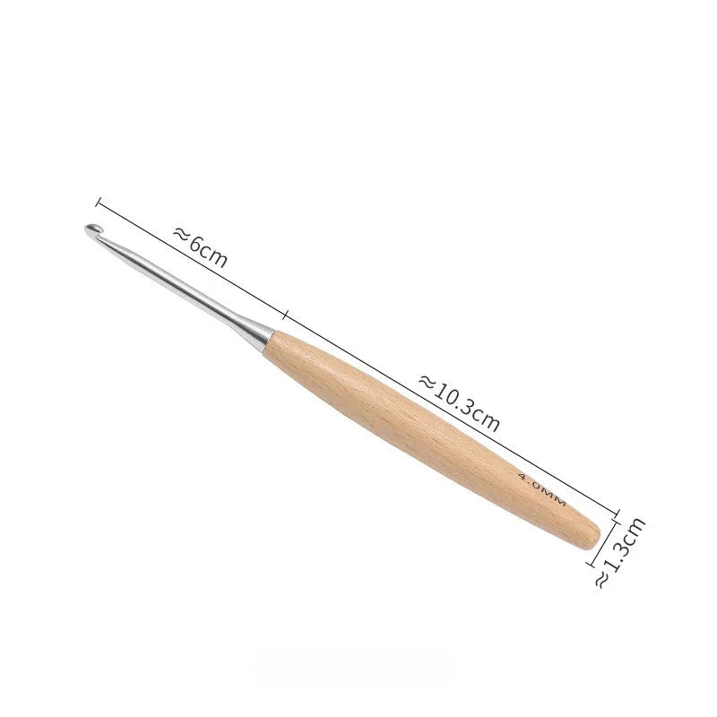 Yarnly 13-teiliges Häkelnadel-Set aus Holz – Größen 3 bis 12 mm, polierter Griff