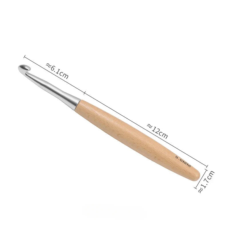 Yarnly 13-teiliges Häkelnadel-Set aus Holz – Größen 3 bis 12 mm, polierter Griff