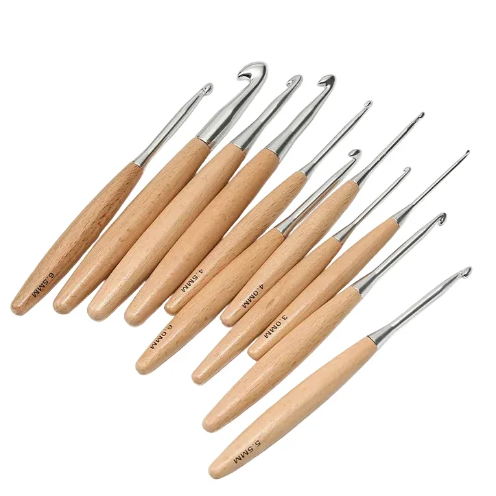 Yarnly 11-teiliges Häkelnadel-Set mit Holzgriff – Nadeln für Stricken und Handarbeiten