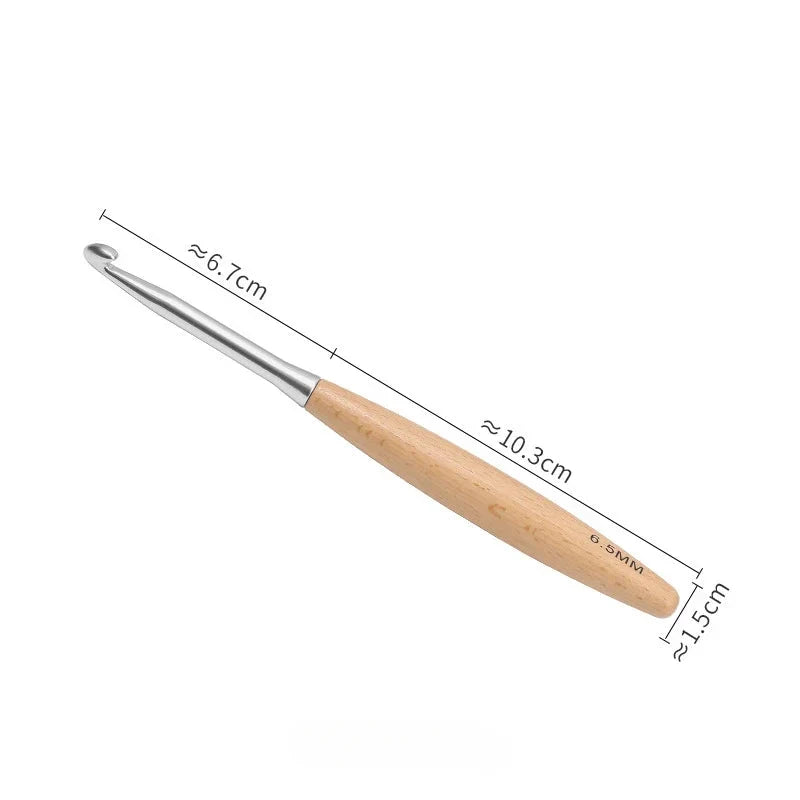 Yarnly 13-teiliges Häkelnadel-Set aus Holz – Größen 3 bis 12 mm, polierter Griff